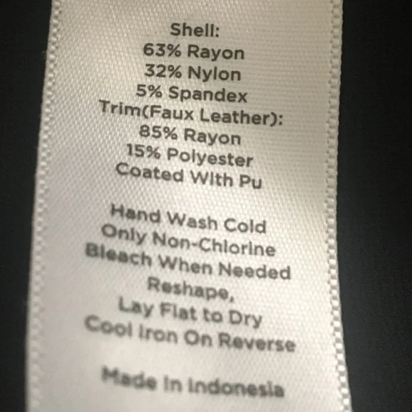 Talbots like new black knit sheath dress faux leather trim size 8P - Picture 4 of 4